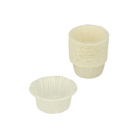 Set of 30 baking paper cups with anti spill rim